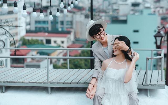 10 Challenges of Modern Dating Faced By Singles in Singapore Today