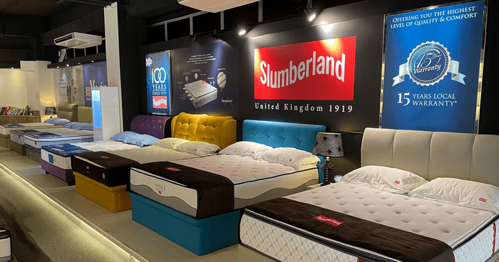 12.12 Slumberland Christmas Sale: Mattress store giving free luggage, mattress protector and pillow for every purchase from 9 - 12 Dec 22
